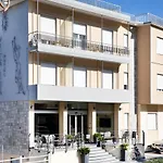 ホテル Igea Mhotelsgroup 3*