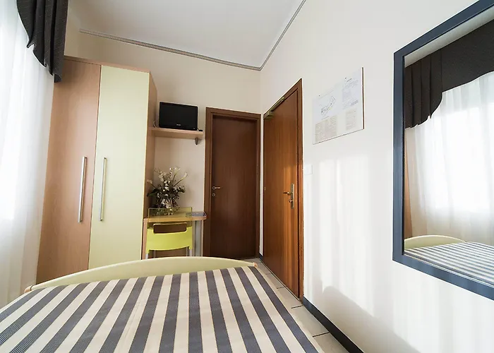 ホテル Igea Mhotelsgroup 3*